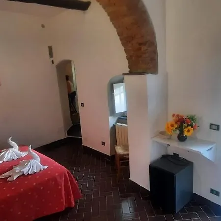 Vecchio Mulino Fontona Ortensia * Chiesanuova (Liguria)