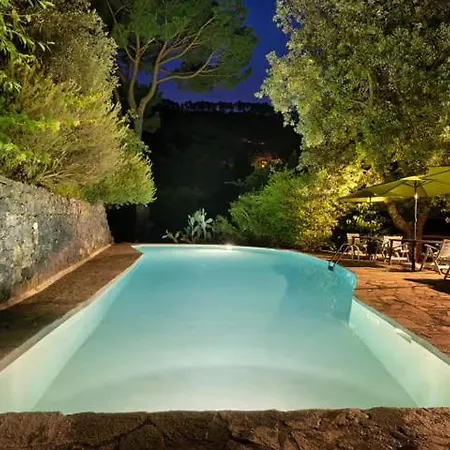 Vecchio Mulino Fontona Ortensia Chiesanuova (Liguria)